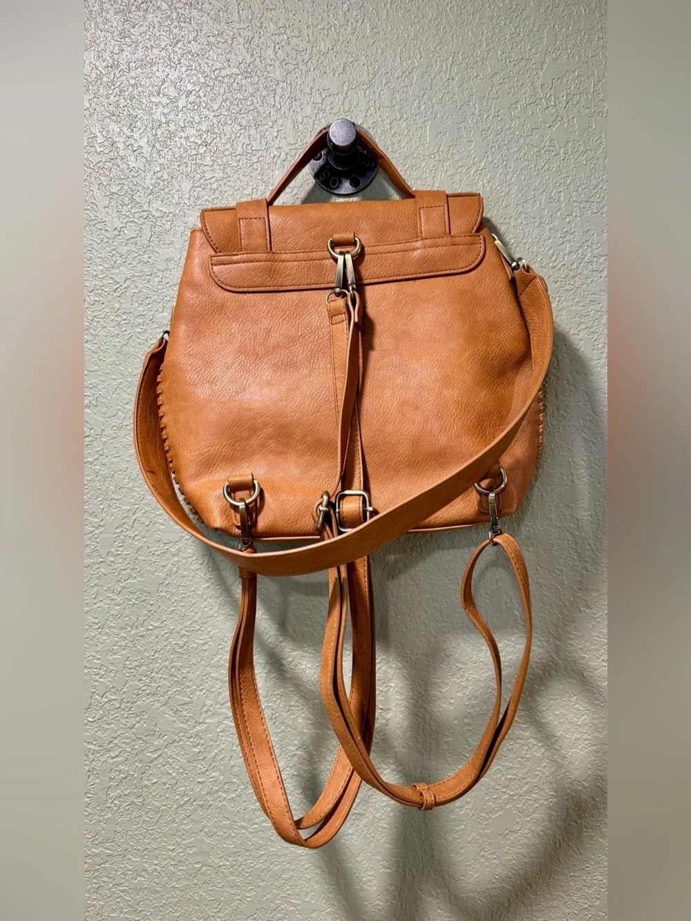Antik Kraft Tan Leather Backpack